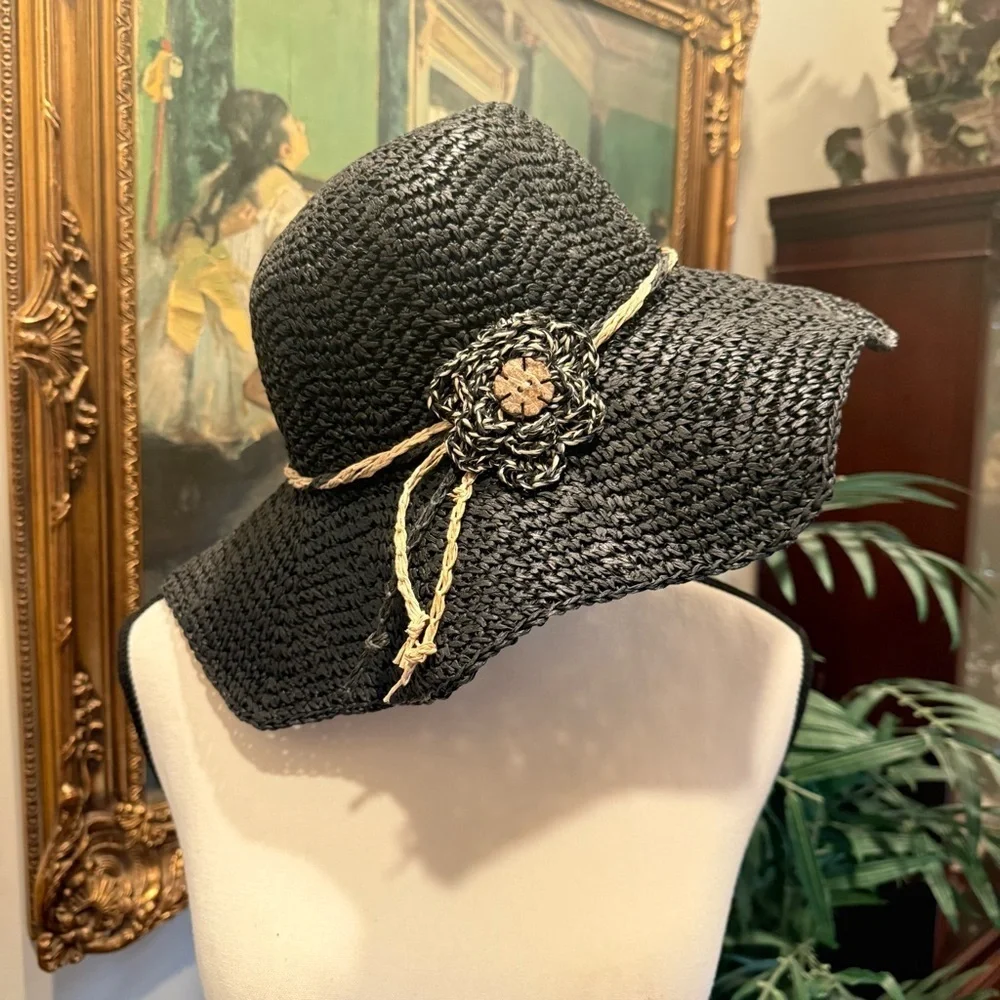 Ladies, floppy, black and brown hat with floral design one size excellent cond